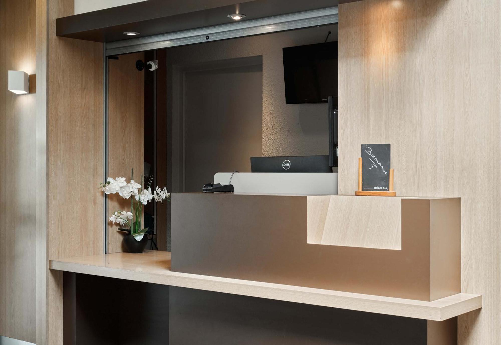 B&B Hotel Noisy-Le-Grand ภายนอก รูปภาพ