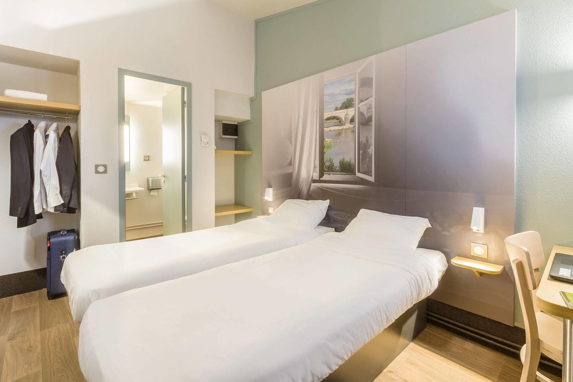 B&B Hotel Noisy-Le-Grand ภายนอก รูปภาพ